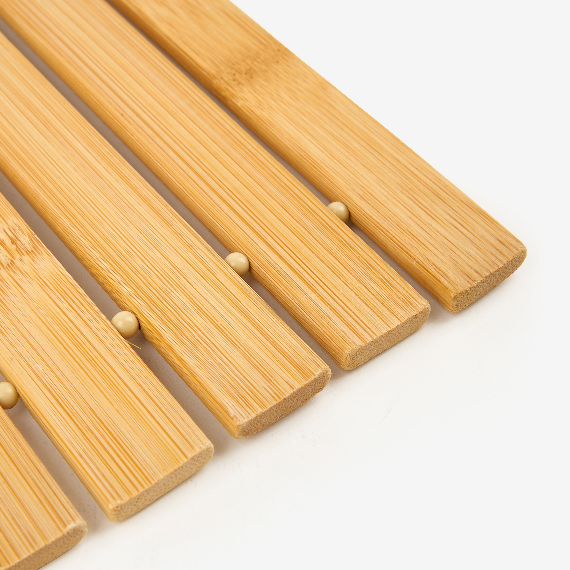 Alfombra de ba&ntilde;o bamb&uacute; 59x40cm