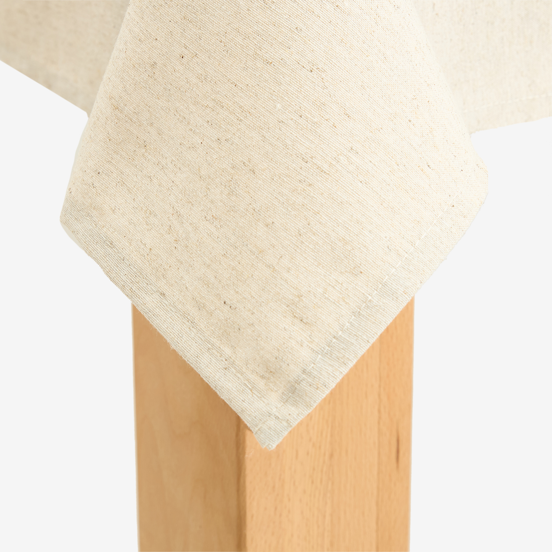 Mantel de lino beige Ador 140x140cm