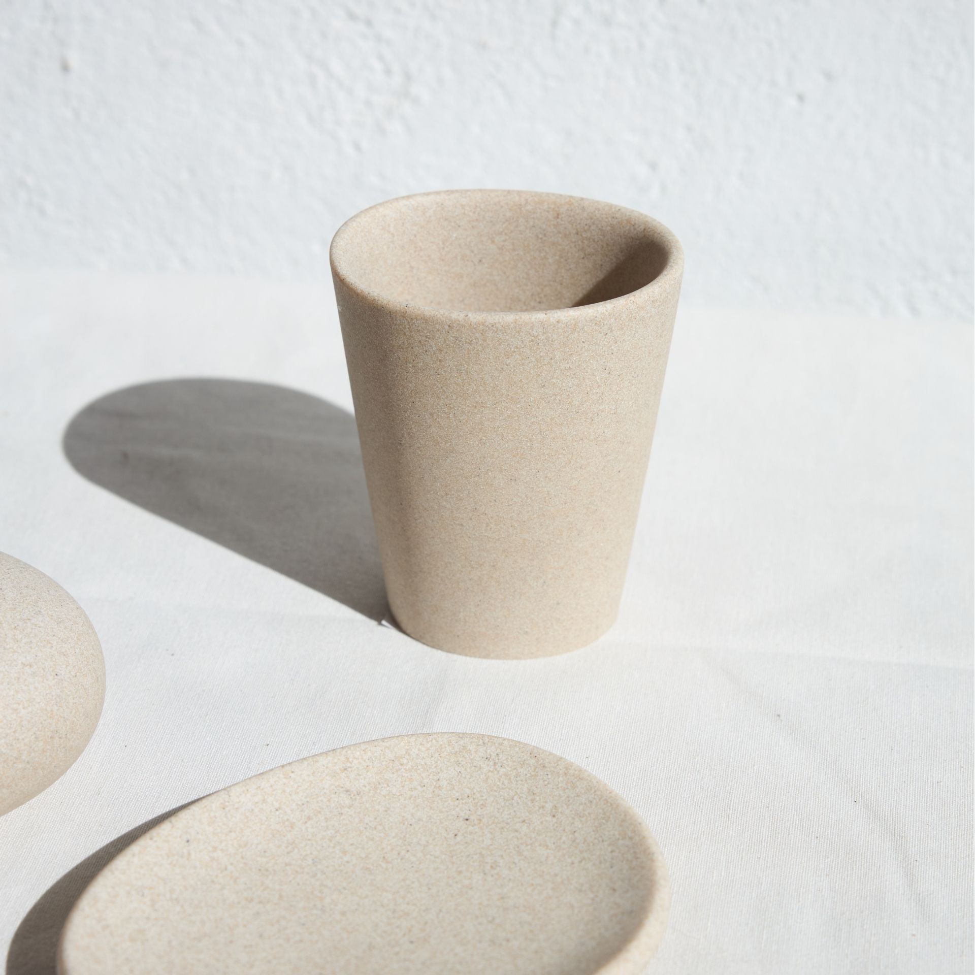 Vaso portacepillos de poliresina Clear Stone Ø9x10cm