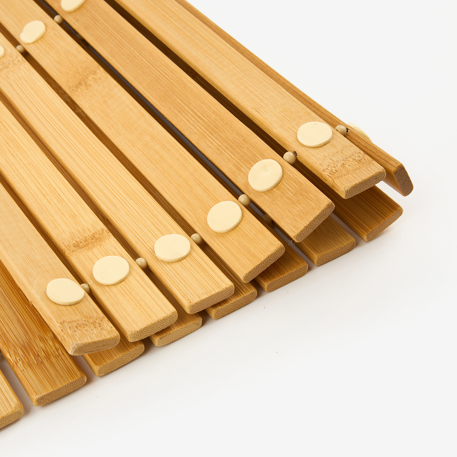 Alfombra de ba&ntilde;o bamb&uacute; 59x40cm