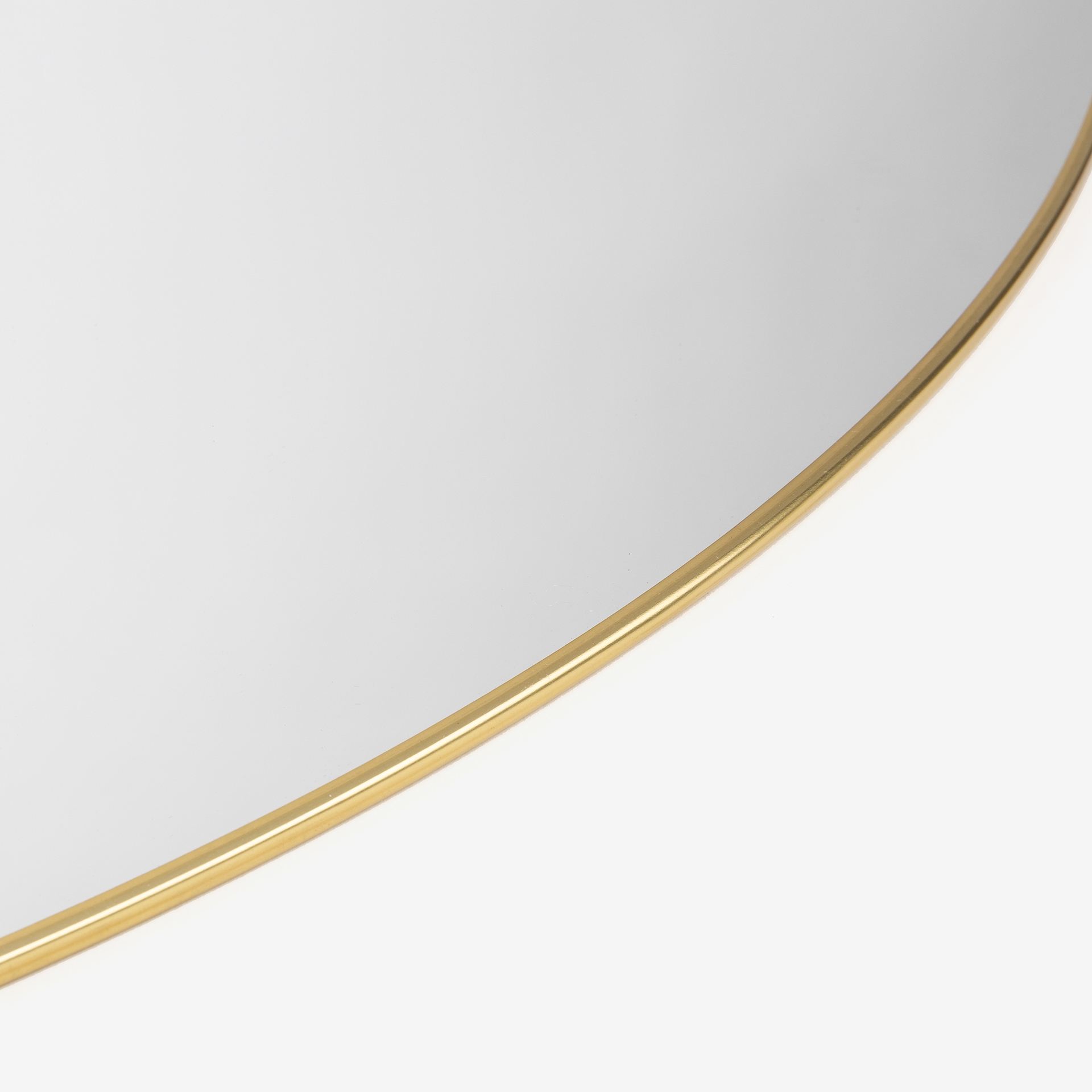 Espejo de pared redondo de metal dorado Orión Ø76cm