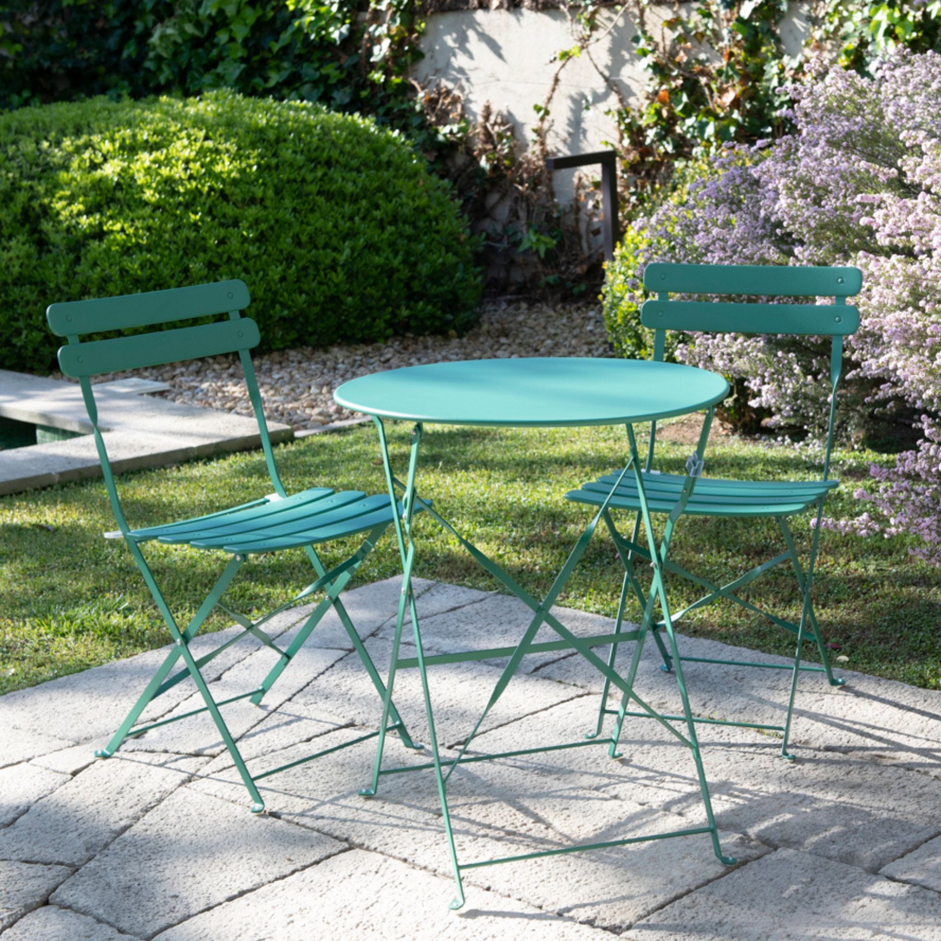 Set de jardín plegable de mesa y 2 sillas de acero verde Bistro