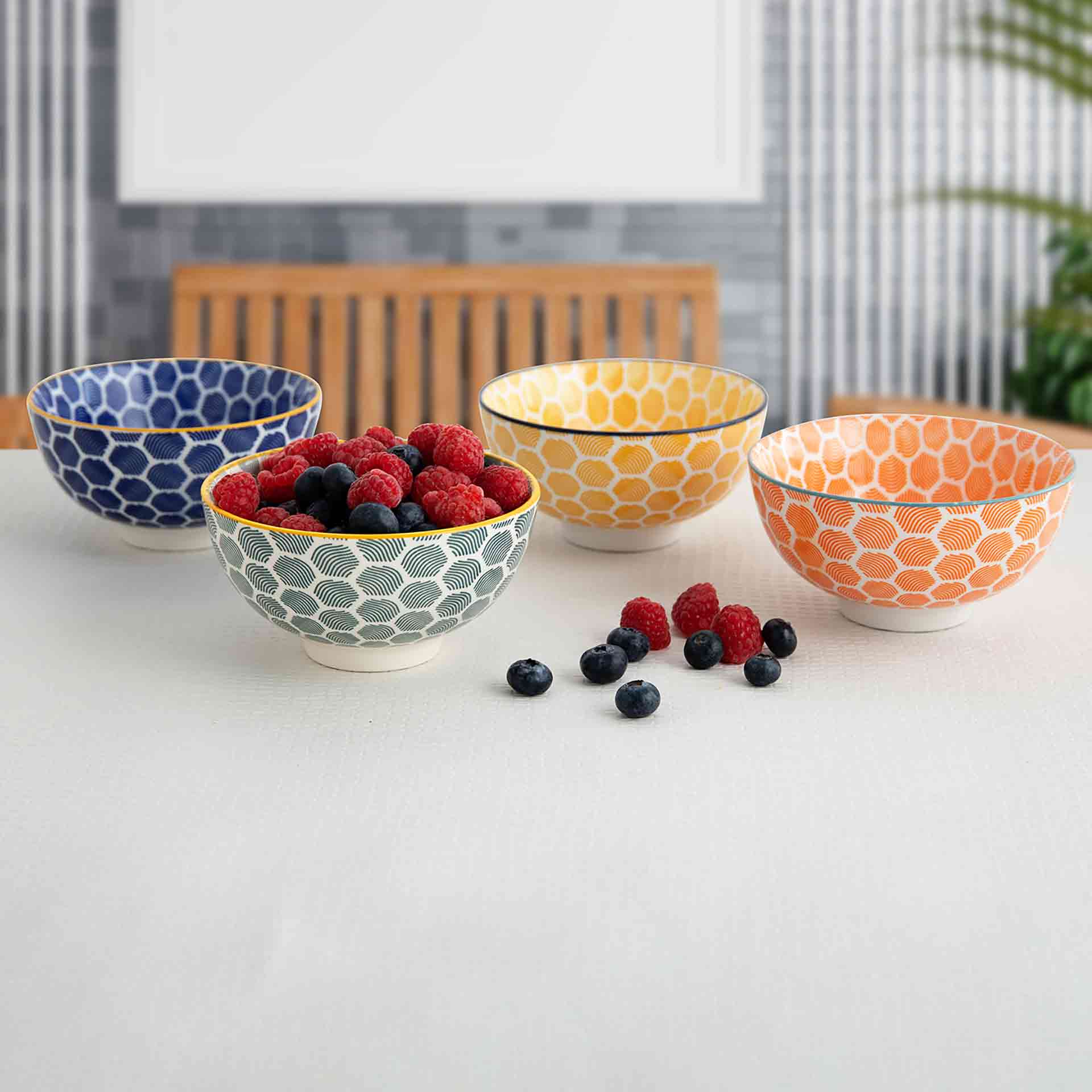 Set de 4 boles de porcelana en varios colores Okinawa &Oslash;13cm