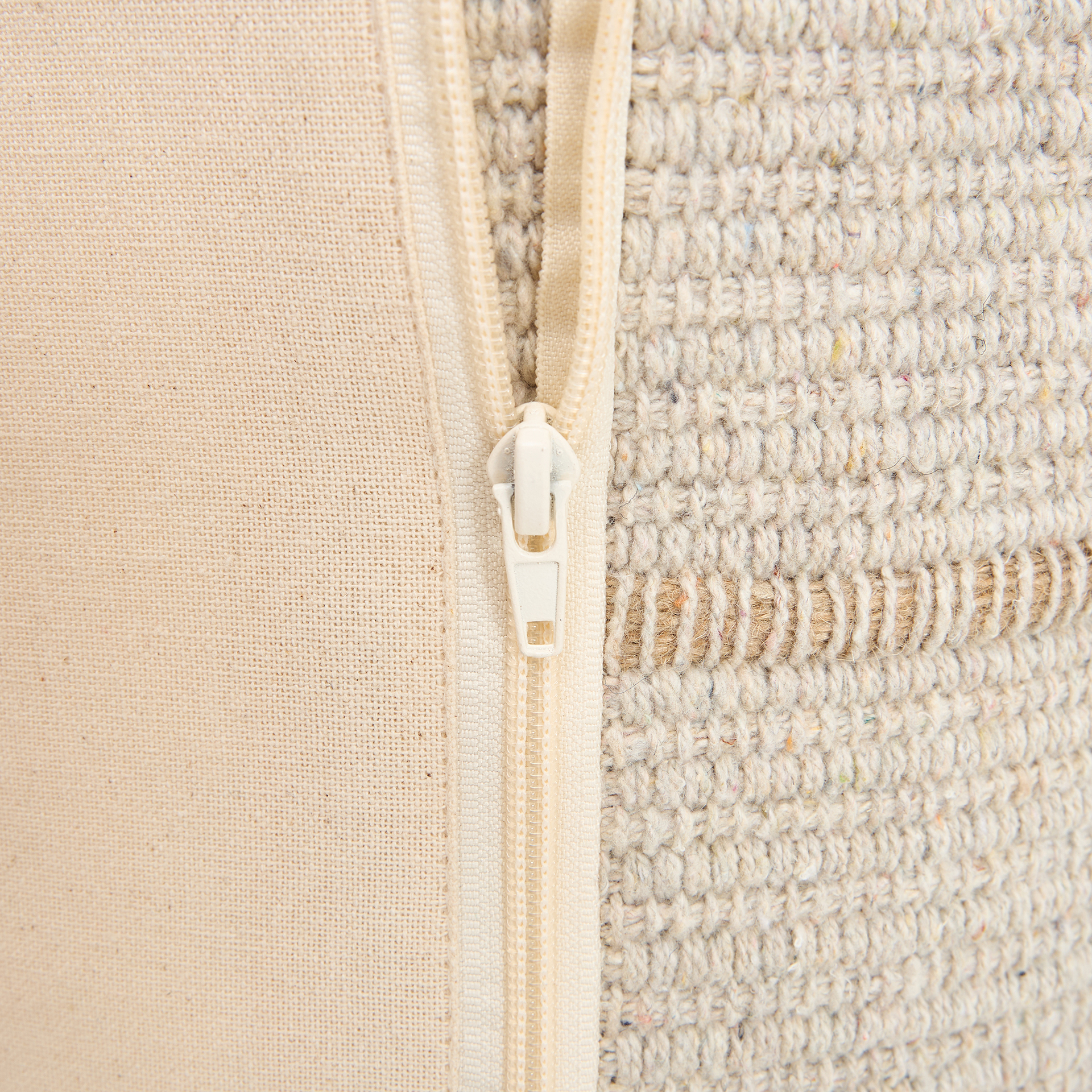 Puf de rayas beige Alendi 45x35cm