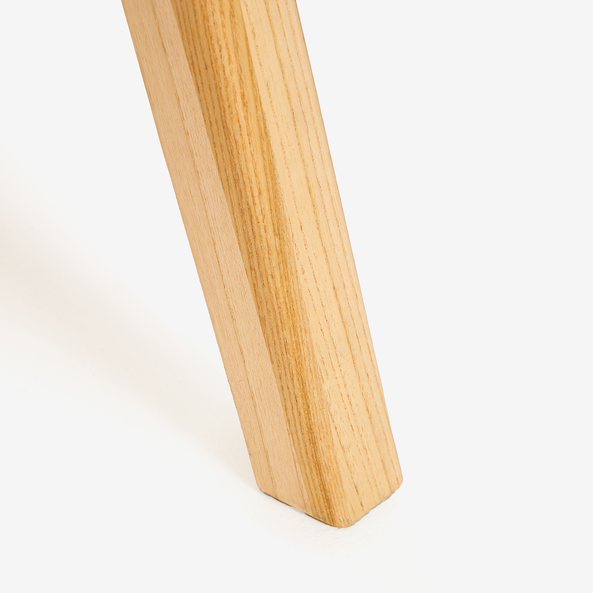 Mesa de comedor de madera de olmo Essen 140x80x75cm