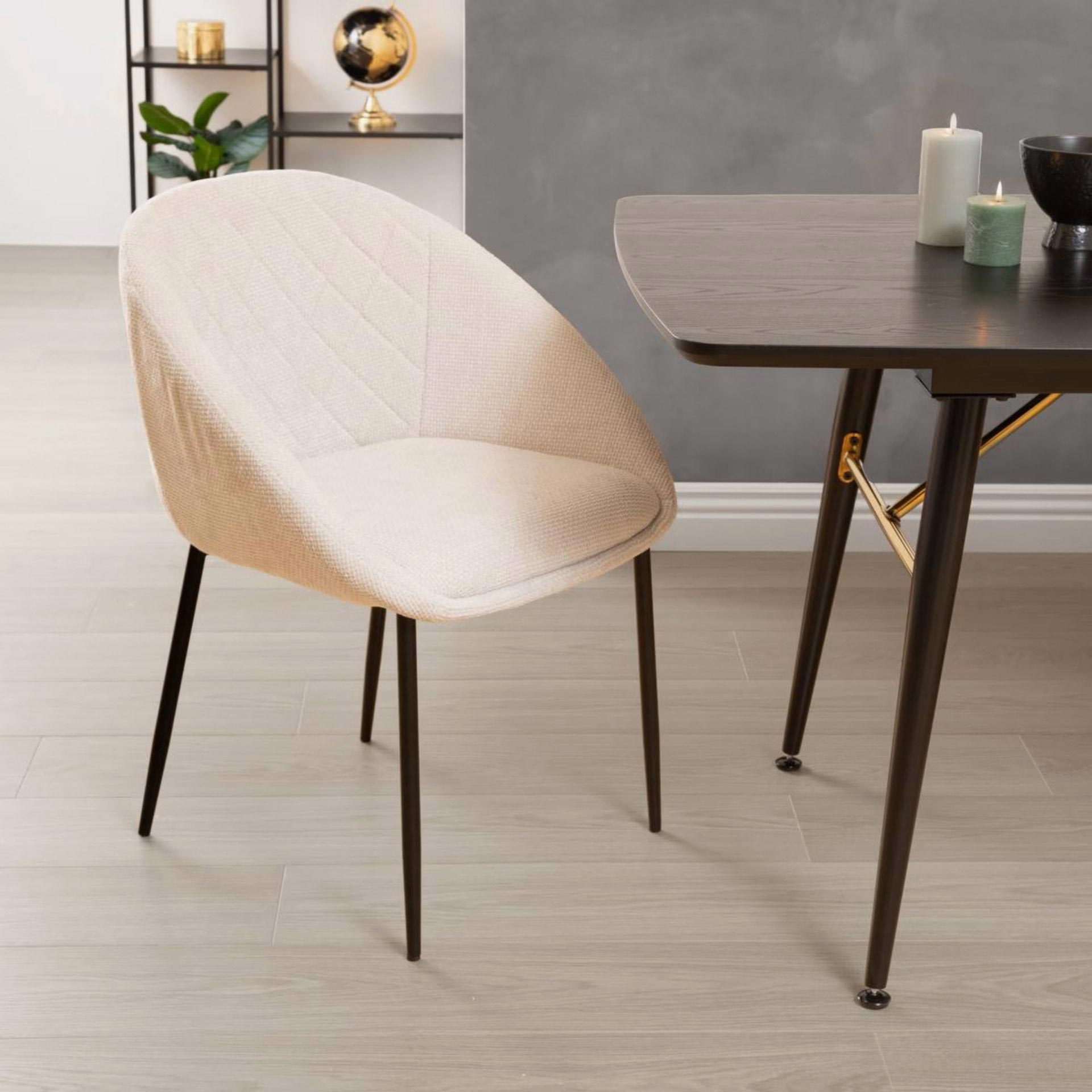 Silla de comedor beige de chenilla Ravel 