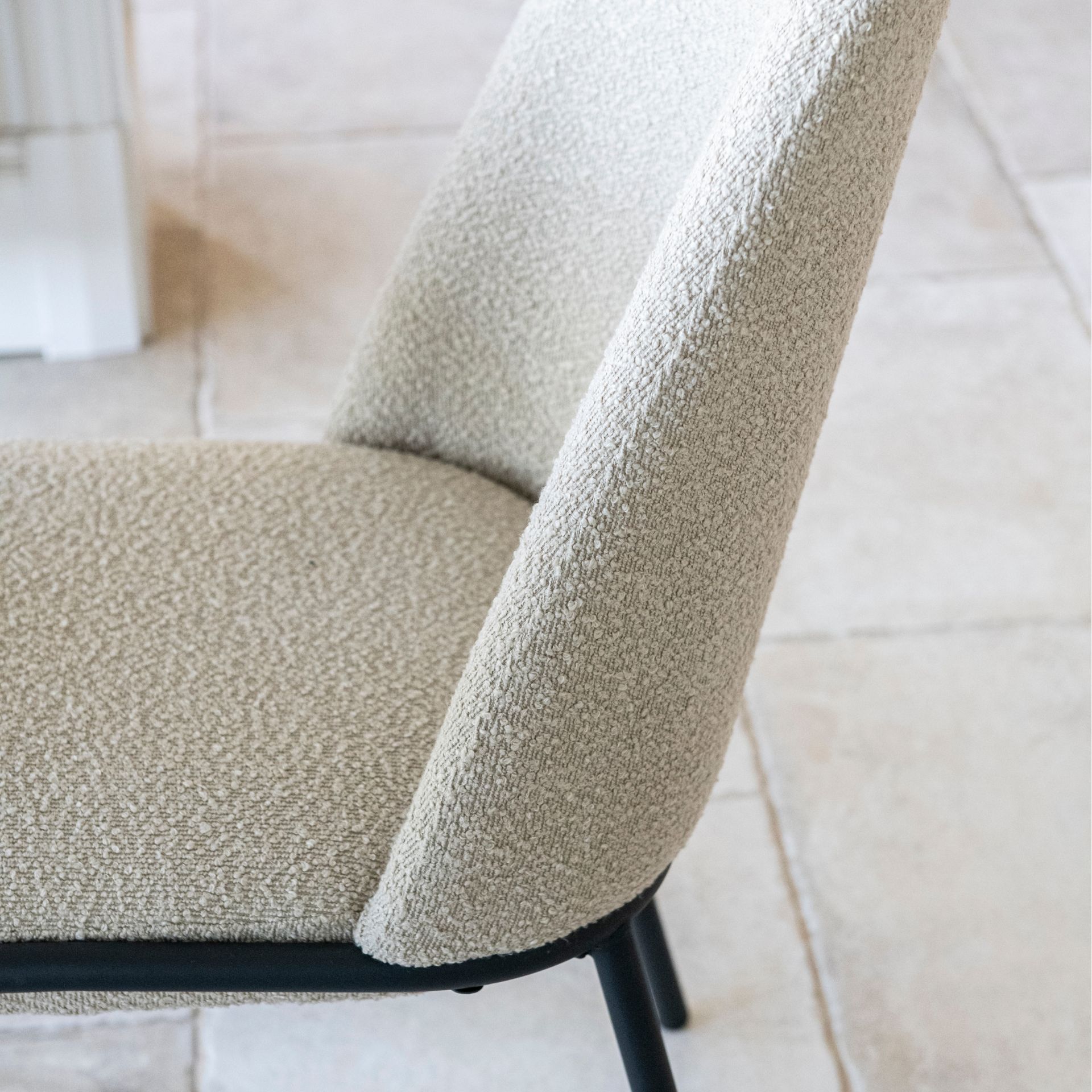 Silla de comedor borreguito beige Mina 49x60x91cm