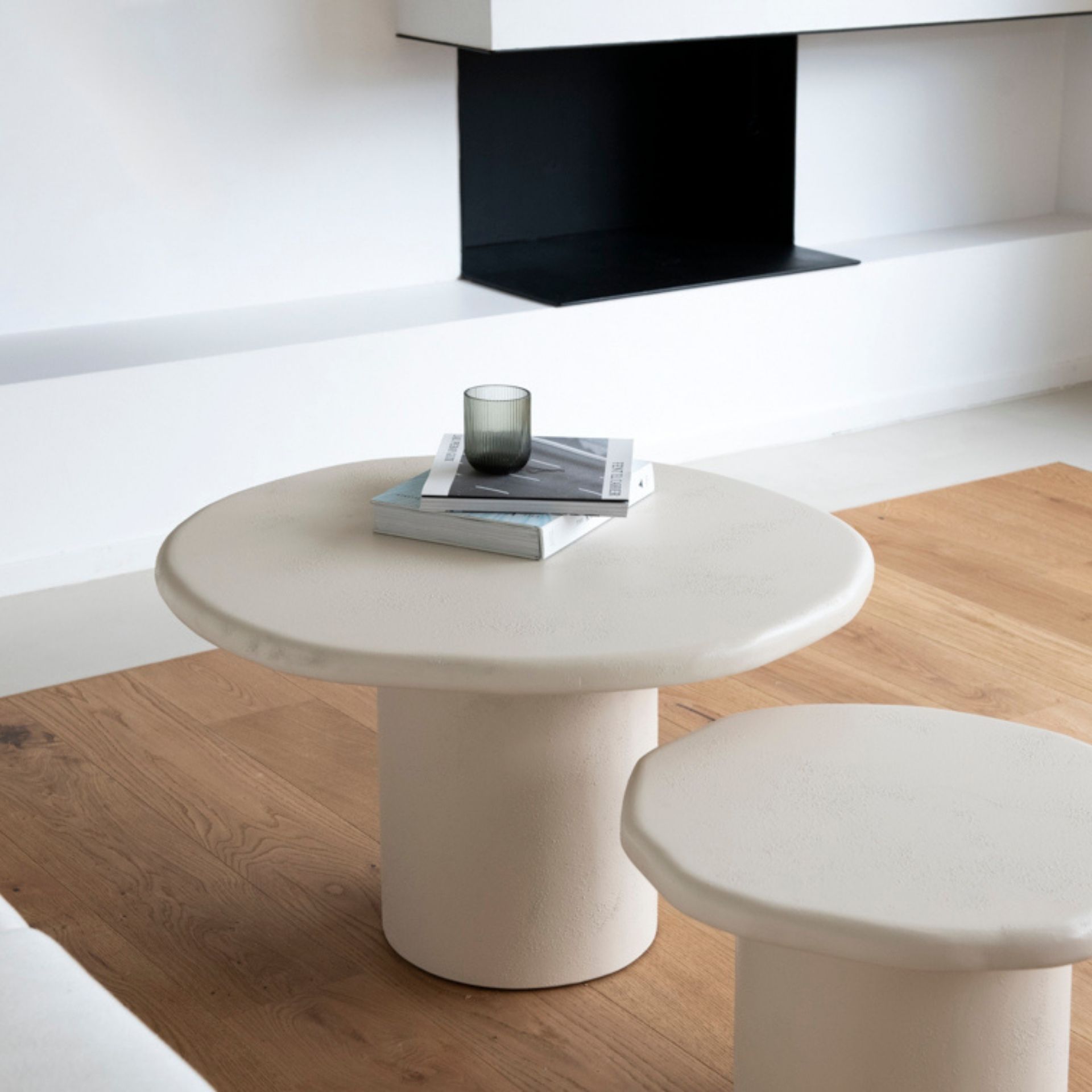 Set de 2 mesas auxiliares de microcemento Kurli 75/50cm Clau&Chloe