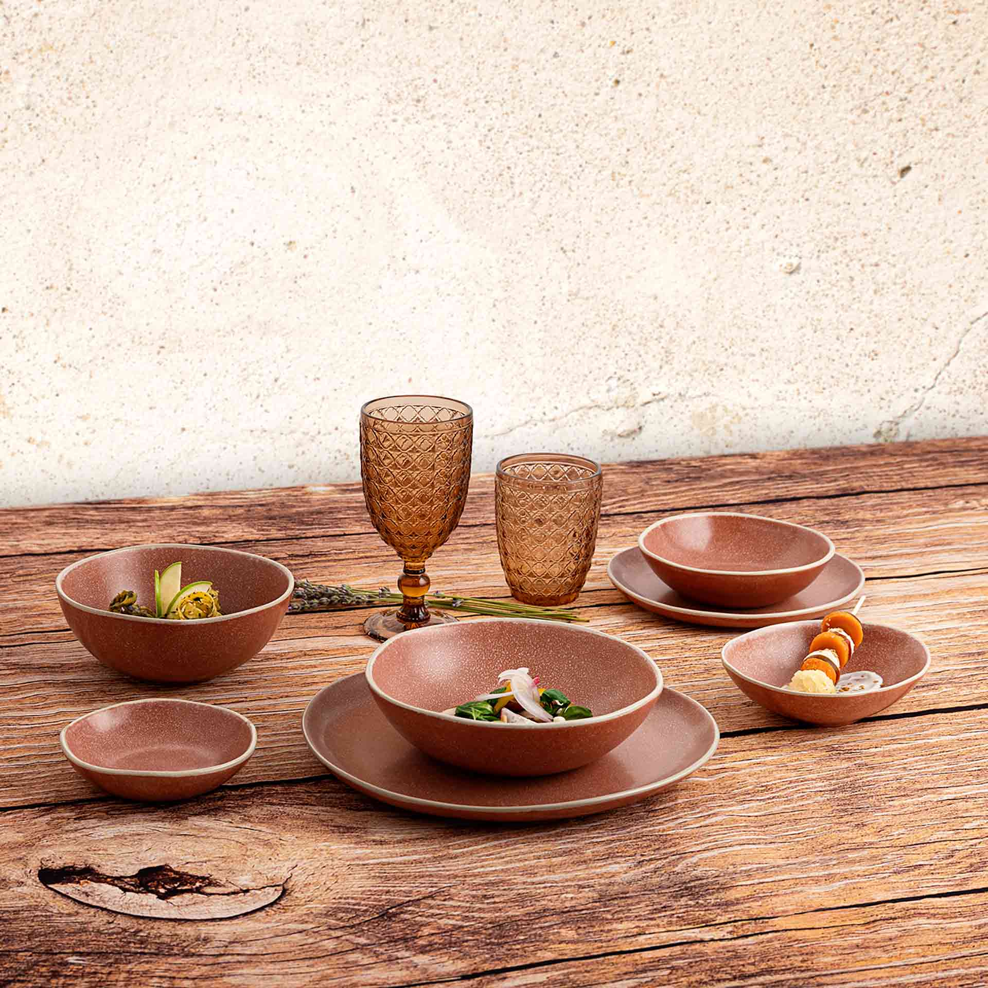 Plato irregular de gres marr&oacute;n Gio &Oslash;20cm