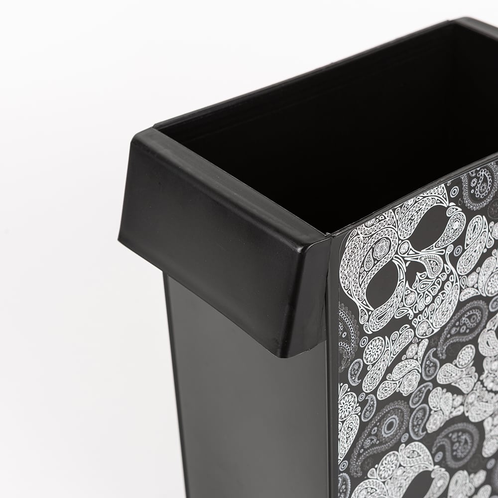 Cubitera calaveras 24x15cm