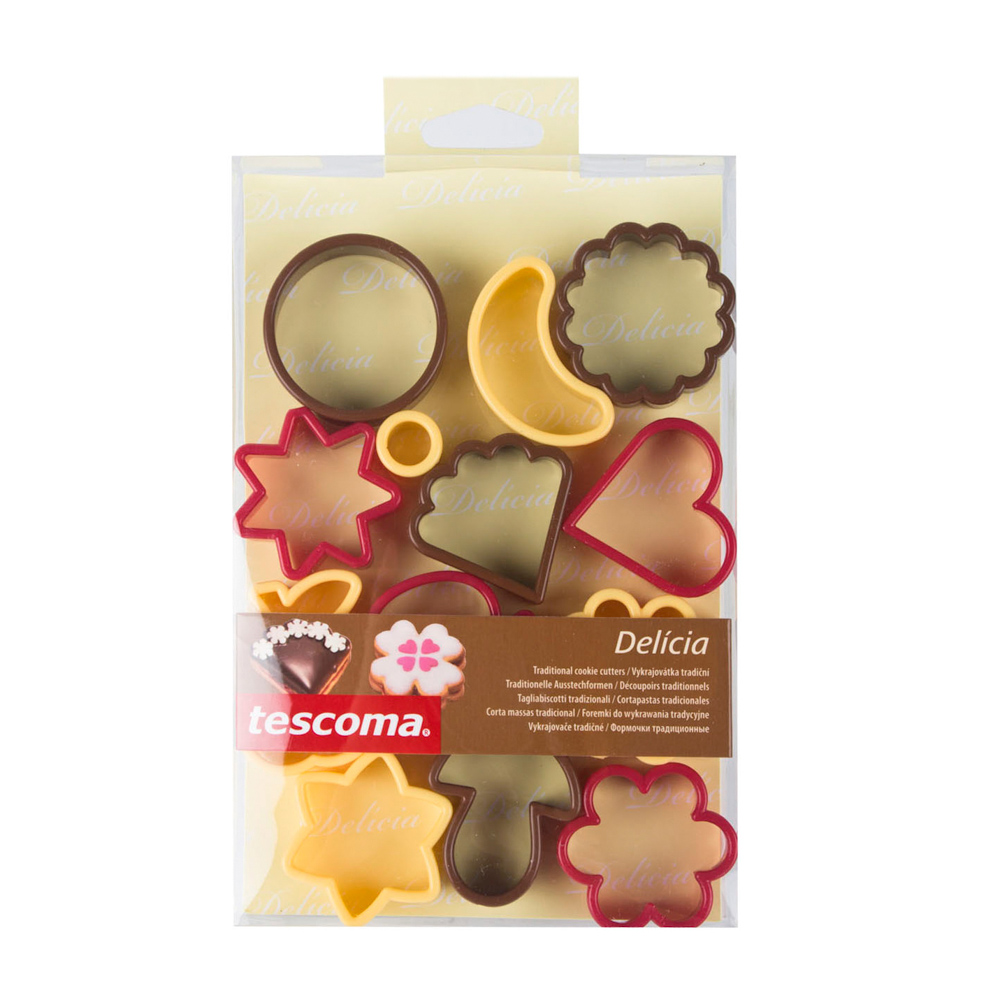 Juego de 13 cortadores de pl&aacute;stico para galletas y pastas