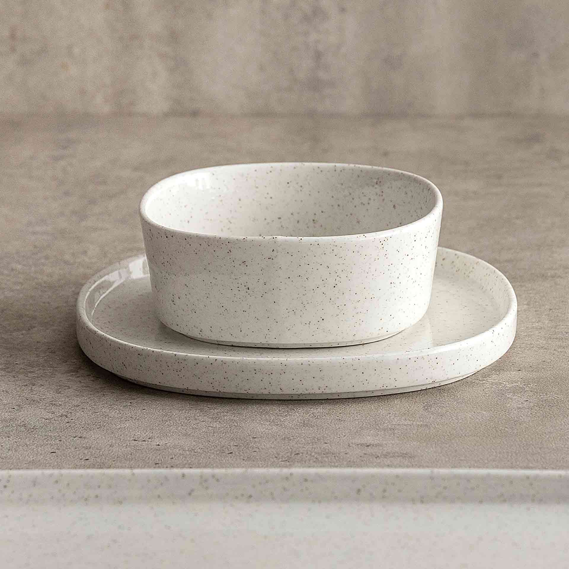 Bol moteado de cer&aacute;mica blancaOrizon &Oslash;18cm