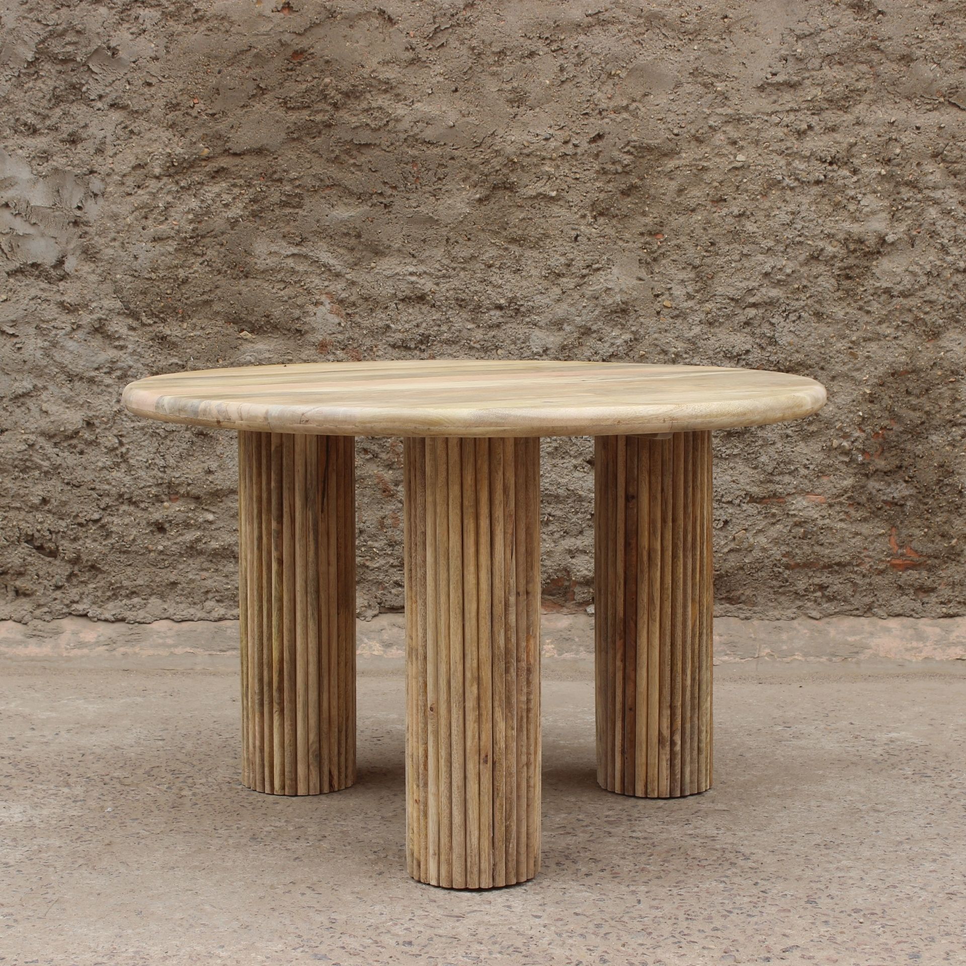 Mesa de comedor de madera de mango Singapur Ø120x76cm Clau&Chloe